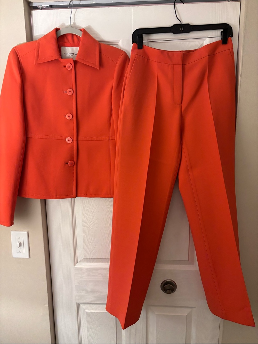 β¨ Lafayette 148 New York Stamped Poppy Waist Seam Blazer & Gates Pant Set NWT - Picture 7 of 12